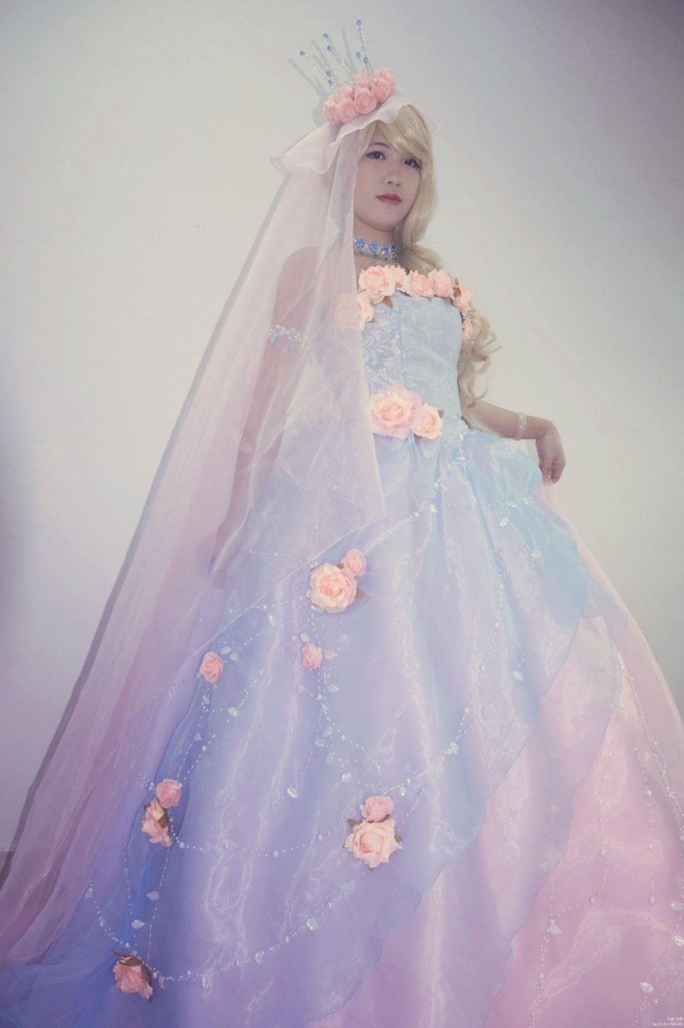 "Miracle Nuannuan" Nuannuan-Ice Crystal Rose Váy cưới C O S P L A Y