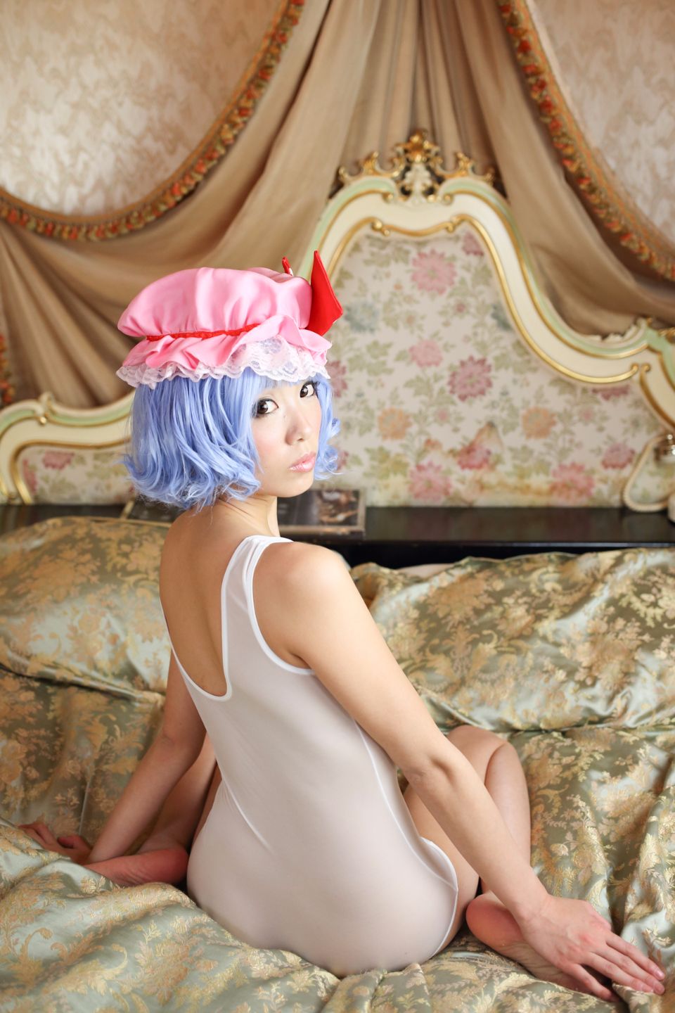 Tôi muốn có một âm hộ loli đầy đặn của một cô gái trẻ ngực nhỏ