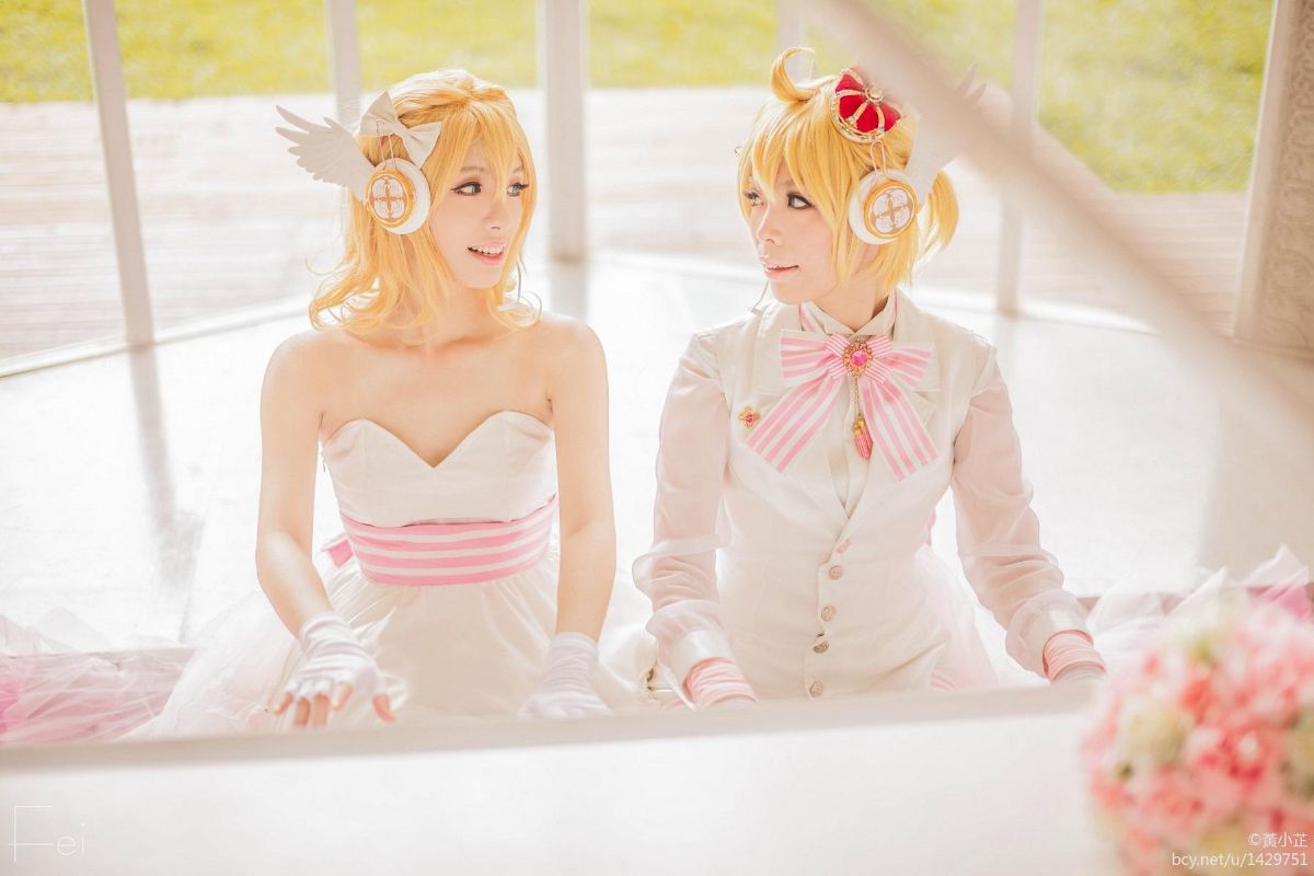 "Gia đình Vocaloid" Jingyin Gemini Dog Brutality c o s p l a y