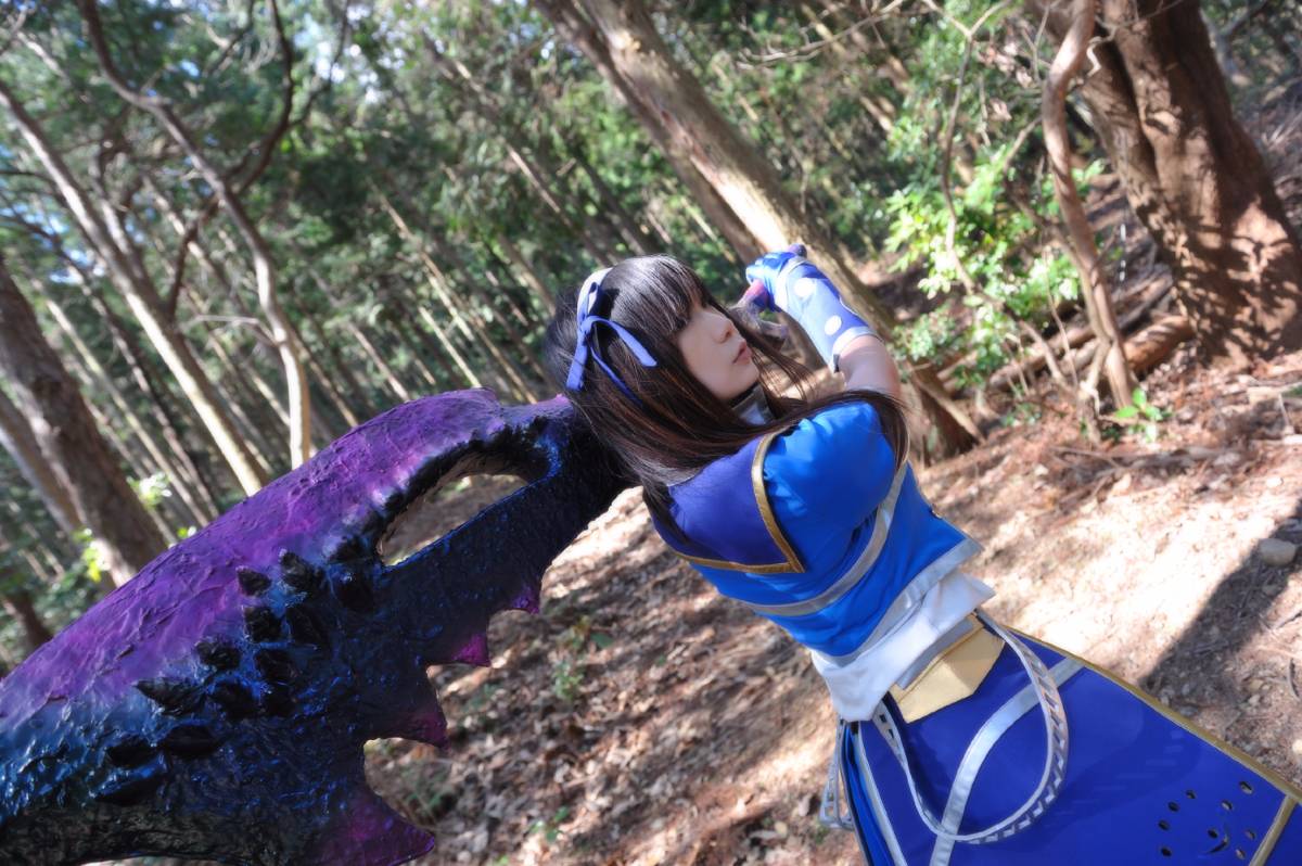 [Raw Chocolate] Monster Hunter Cosplay Rom