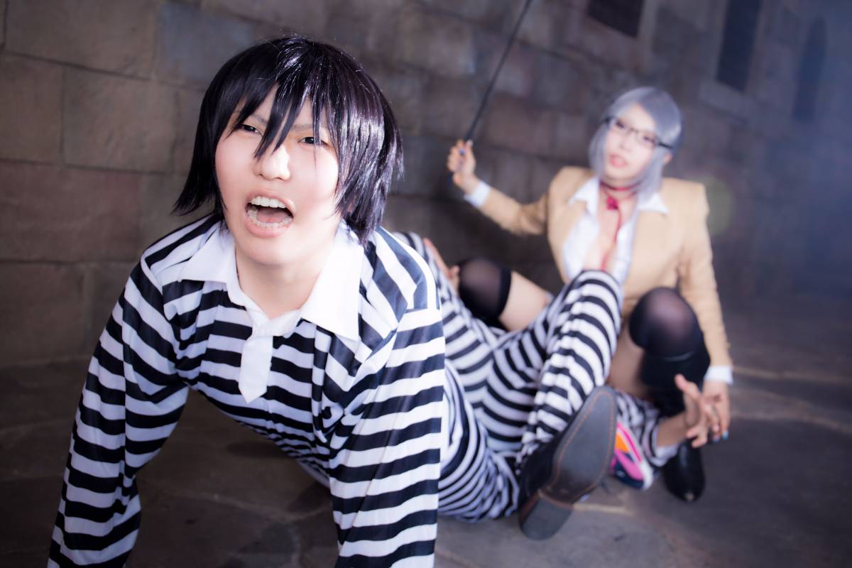 (C89) [PinkyYoku] Nhà tù Cafe