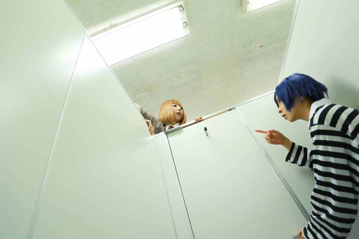 (C89) [PinkyYoku] Nhà tù Cafe