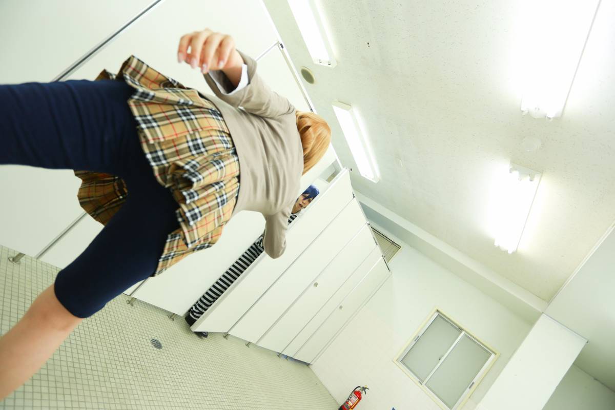 (C89) [PinkyYoku] Nhà tù Cafe