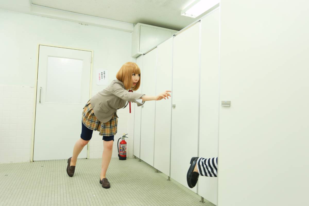 (C89) [PinkyYoku] Nhà tù Cafe