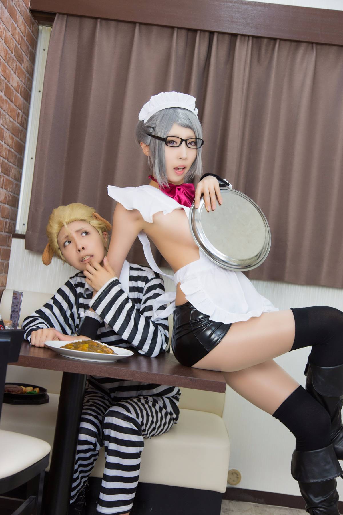 (C89) [PinkyYoku] Nhà tù Cafe