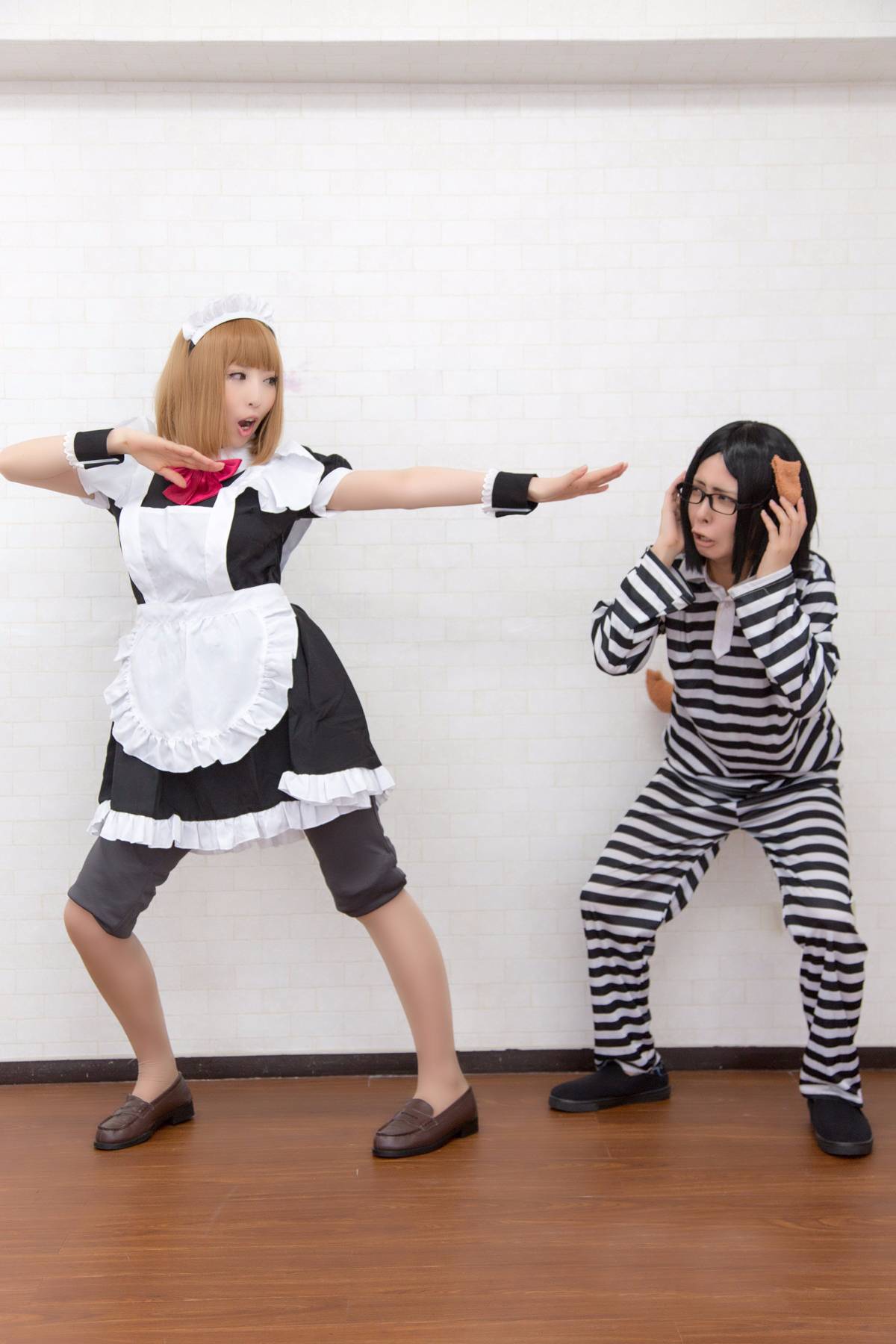 (C89) [PinkyYoku] Nhà tù Cafe