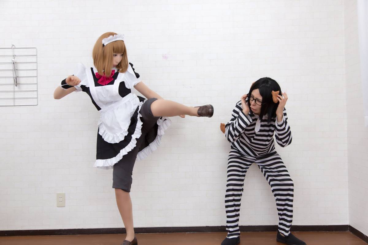 (C89) [PinkyYoku] Nhà tù Cafe