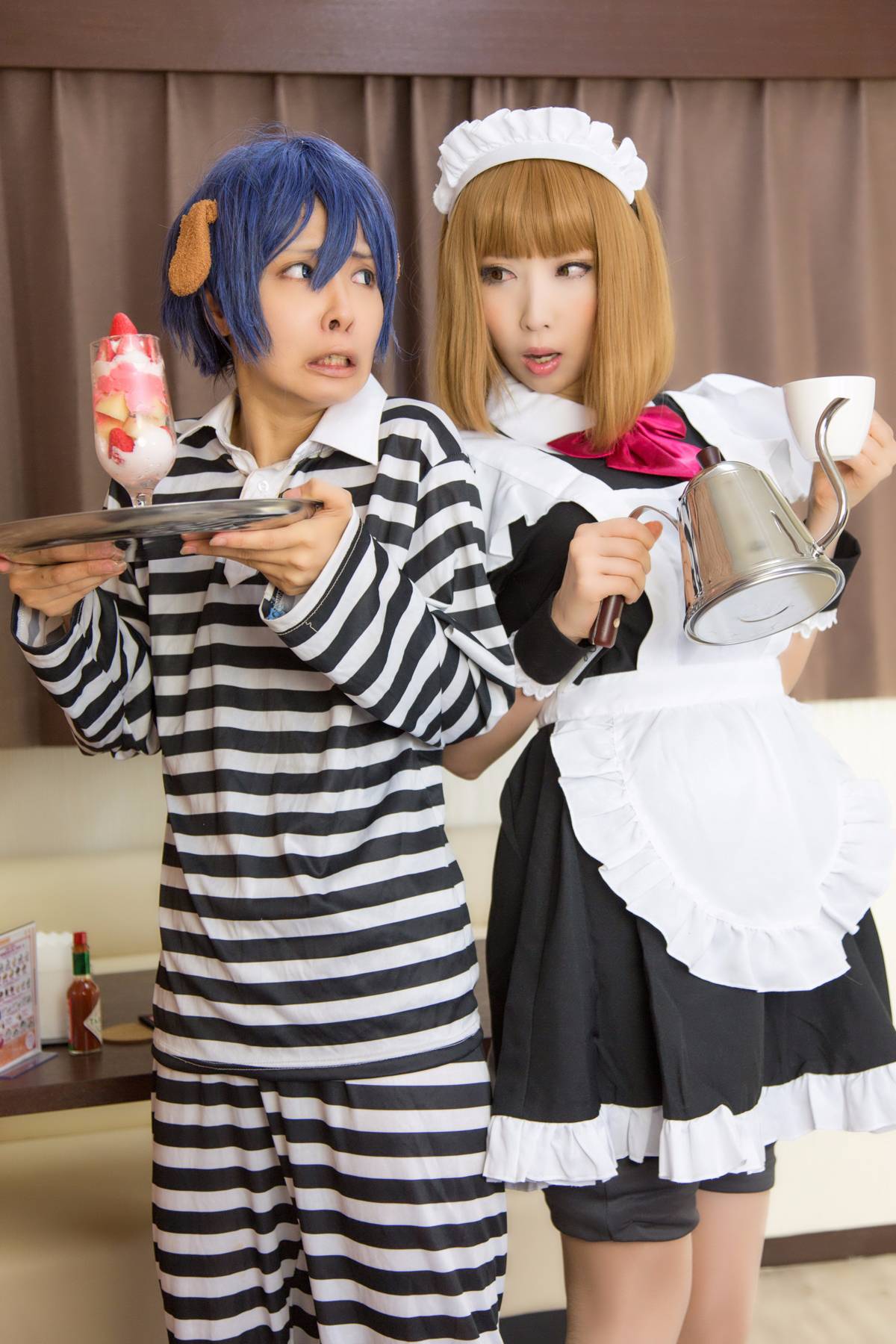 (C89) [PinkyYoku] Nhà tù Cafe