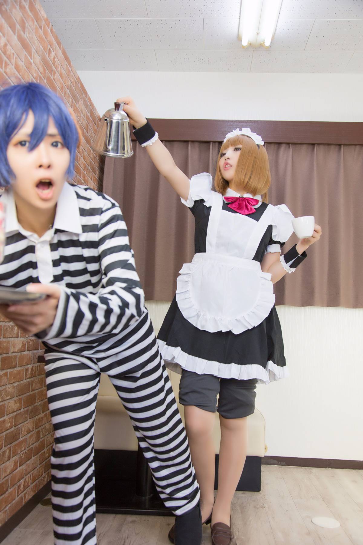 (C89) [PinkyYoku] Nhà tù Cafe