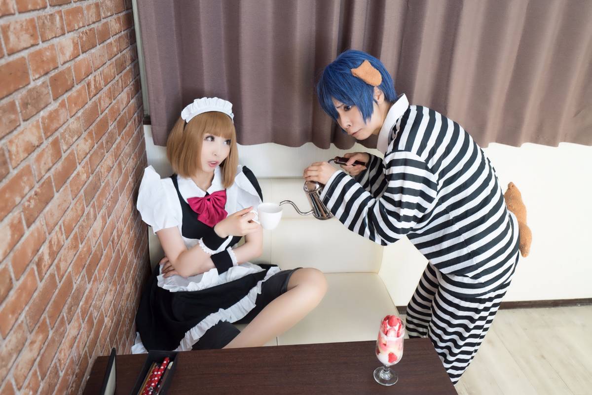 (C89) [PinkyYoku] Nhà tù Cafe