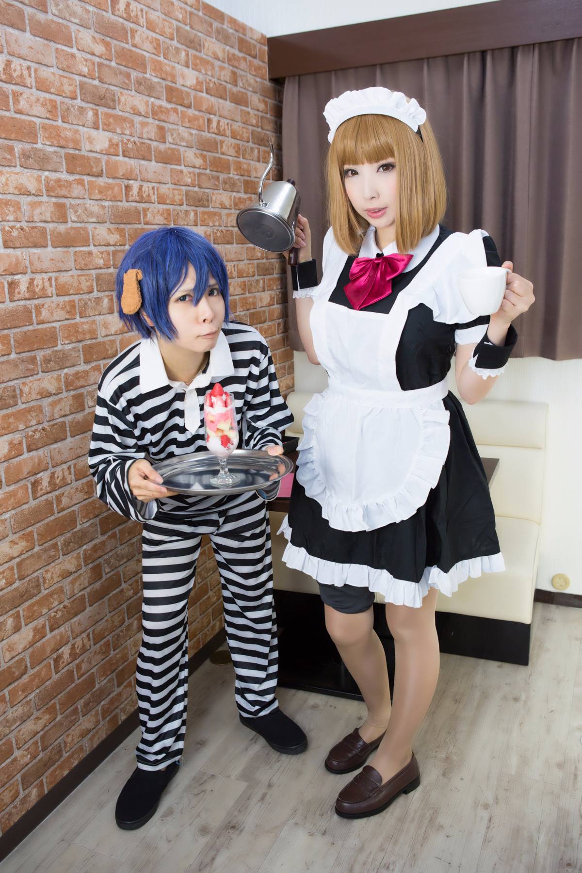 (C89) [PinkyYoku] Nhà tù Cafe