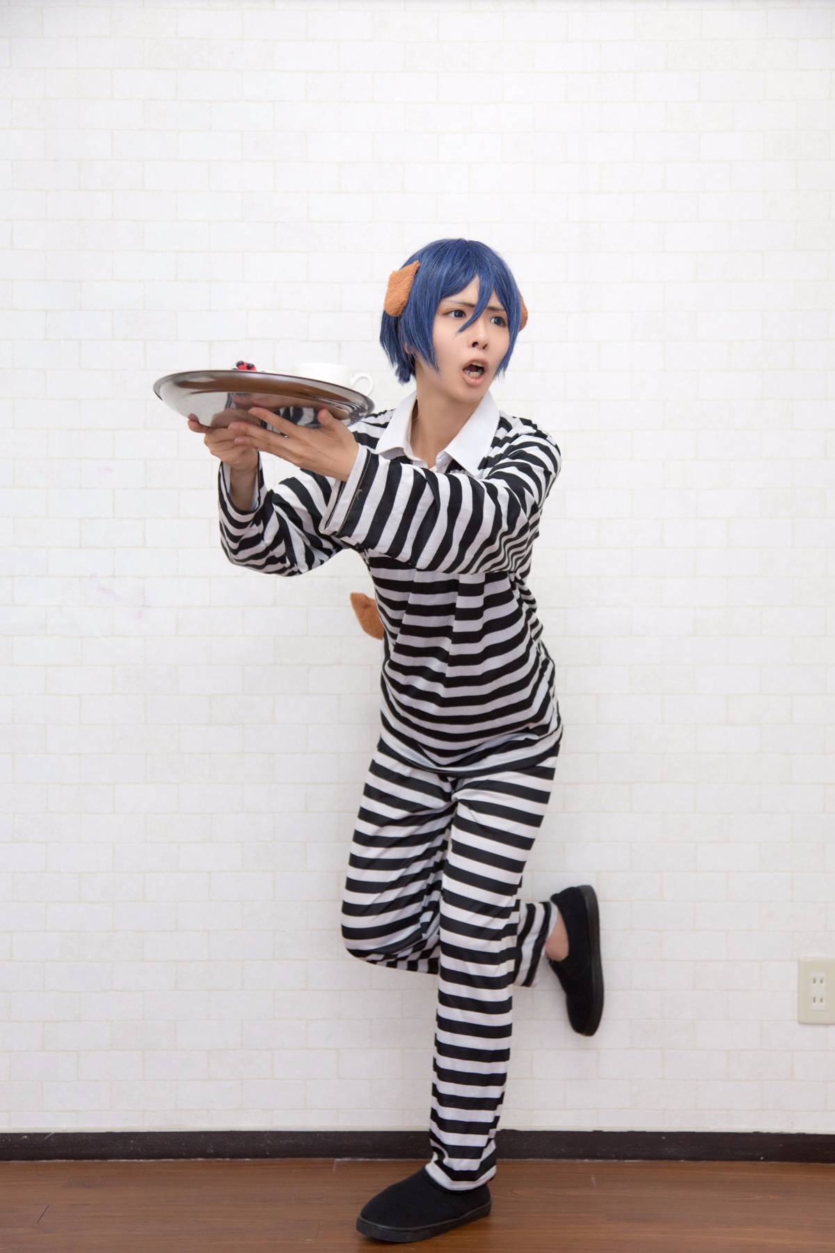 (C89) [PinkyYoku] Nhà tù Cafe