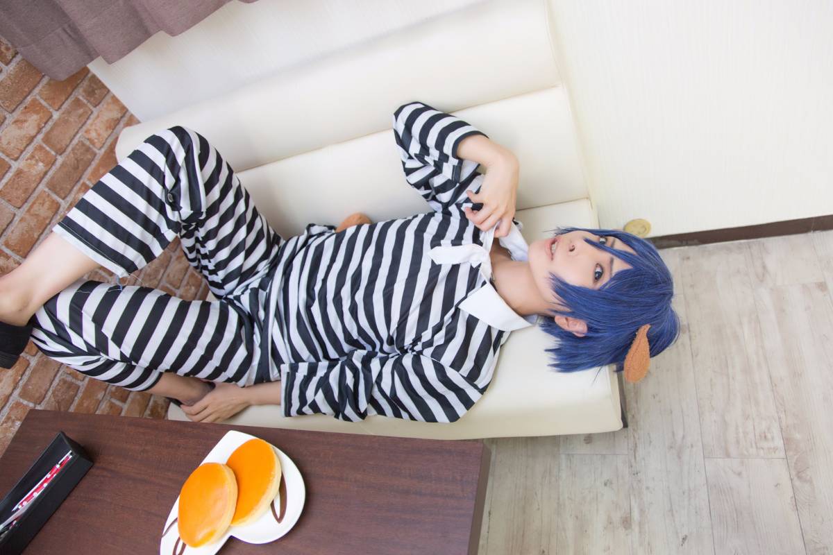 (C89) [PinkyYoku] Nhà tù Cafe