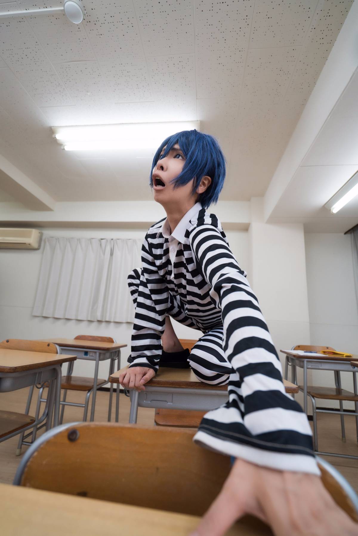 (C89) [PinkyYoku] Nhà tù Cafe