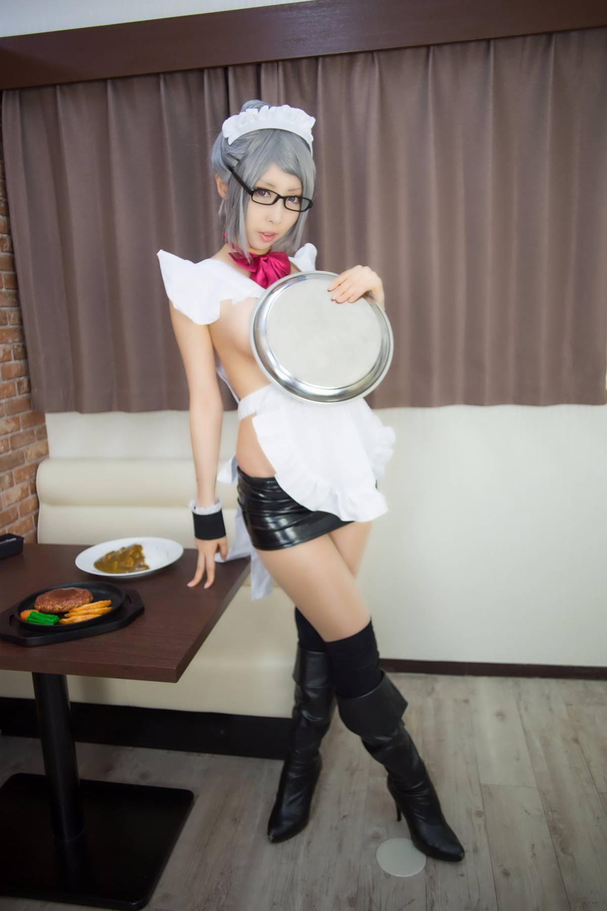 (C89) [PinkyYoku] Nhà tù Cafe