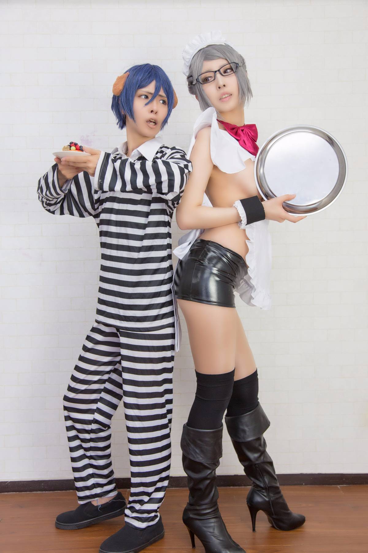 (C89) [PinkyYoku] Nhà tù Cafe