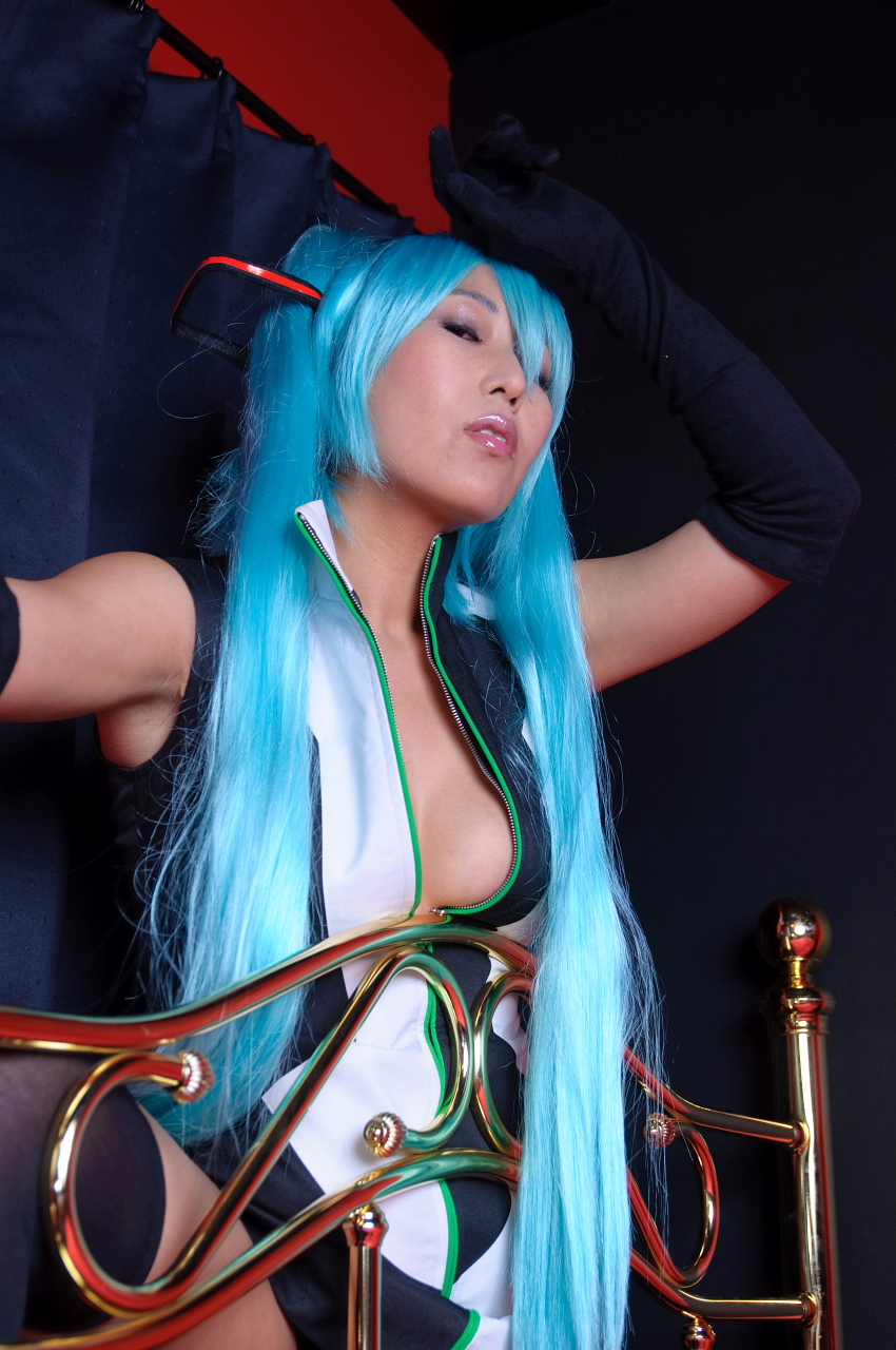 [Phiên ảnh U & T] Cantabile