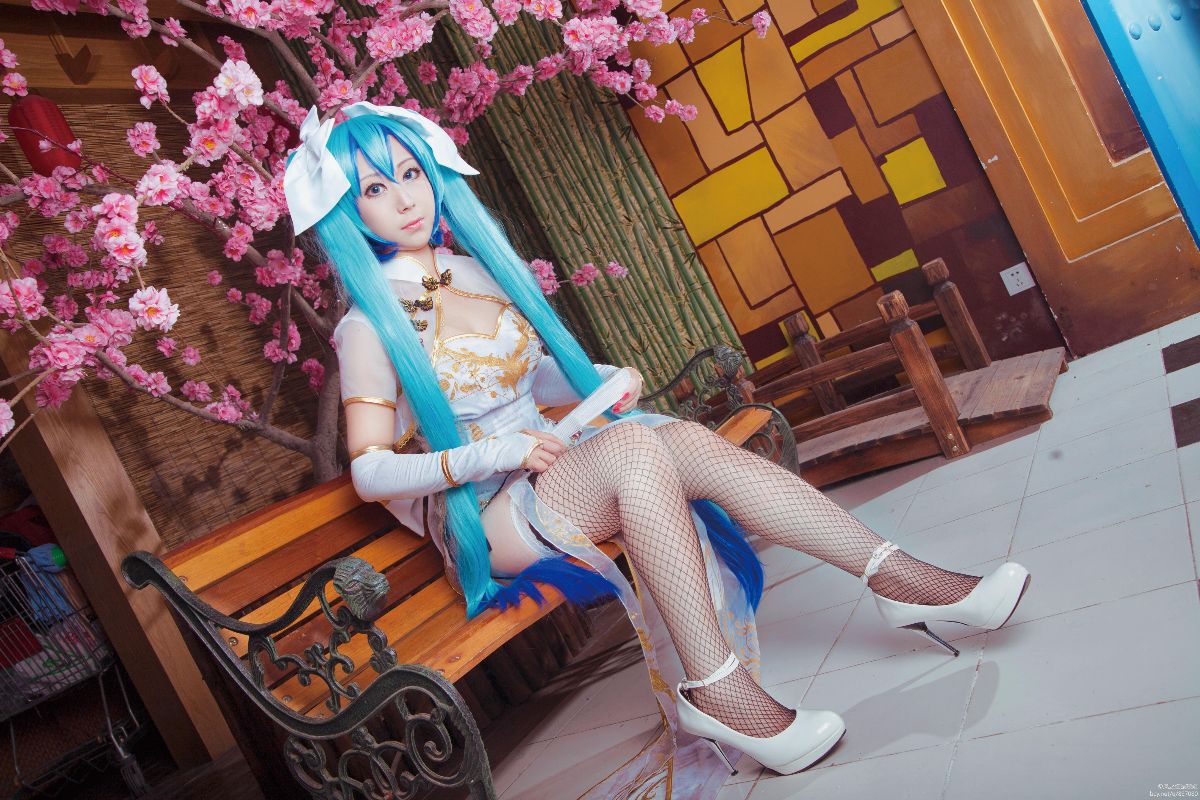 "Lovelive" Hatsune Miku Cage C o s p l a y