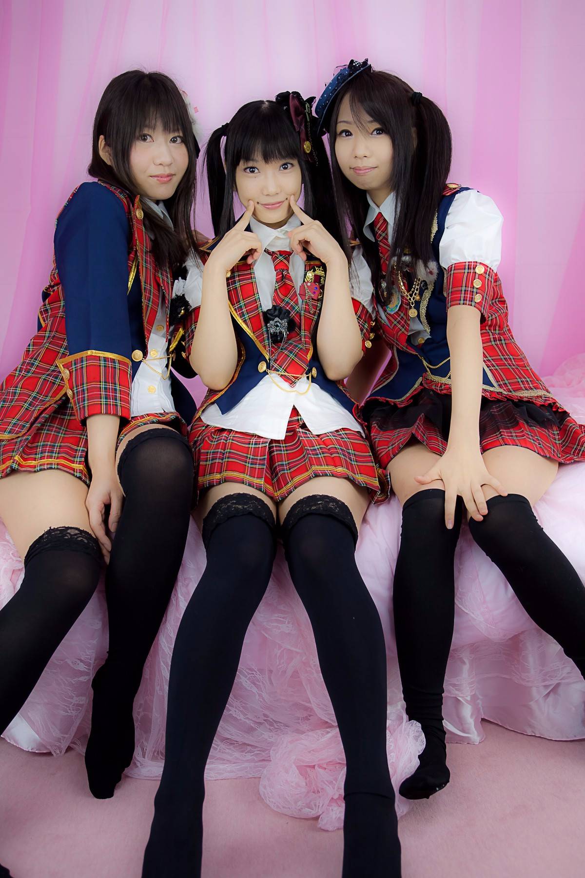 [Lenfried, Tsukushi, Pude] Bộ sưu tập ảnh từ thiện "Prettsu!"