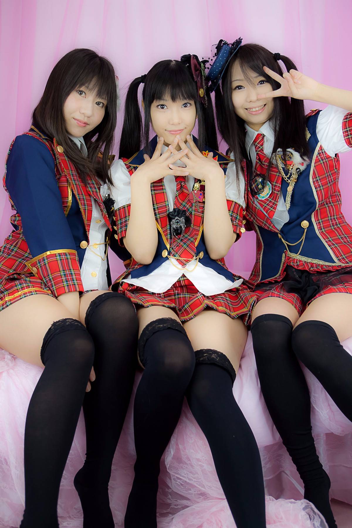 [Lenfried, Tsukushi, Pude] Bộ sưu tập ảnh từ thiện "Prettsu!"