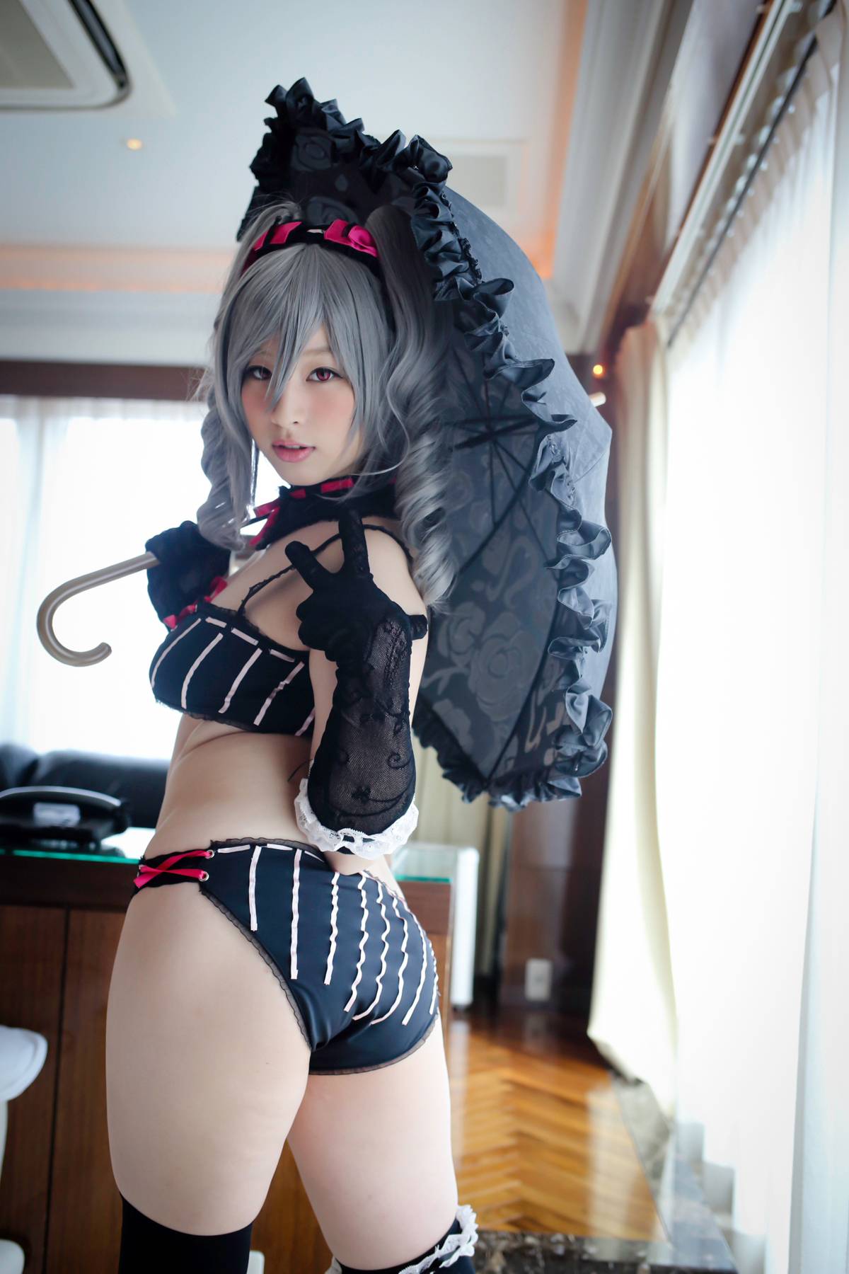 [Bảy chị em] tử cung quý giá của Ranko được biến thành một nhà vệ sinh tinh dịch.