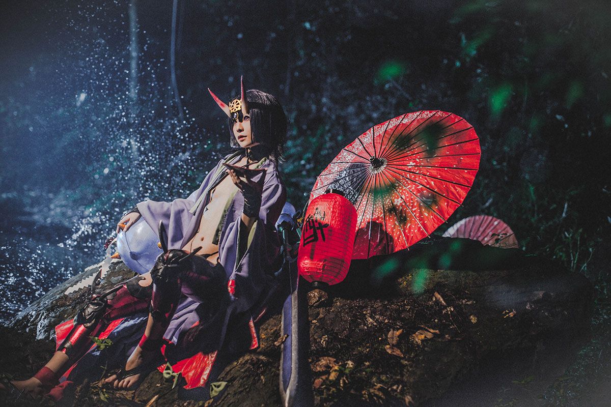 "Số phận Grand Ordert" là một cậu bé độc hại, ma thuật, một cậu bé độc hại,