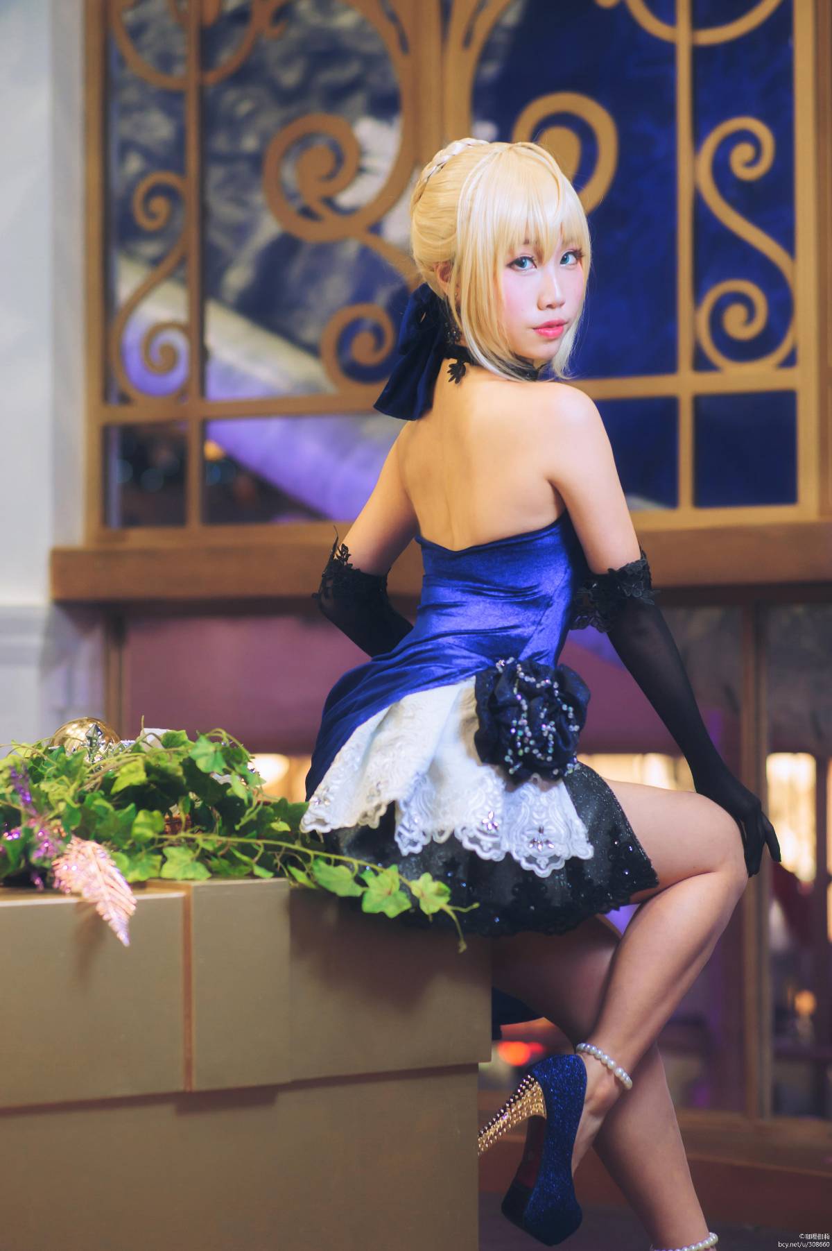 《Fatregrand Order》 extella biết 礼服 c o s p l a y