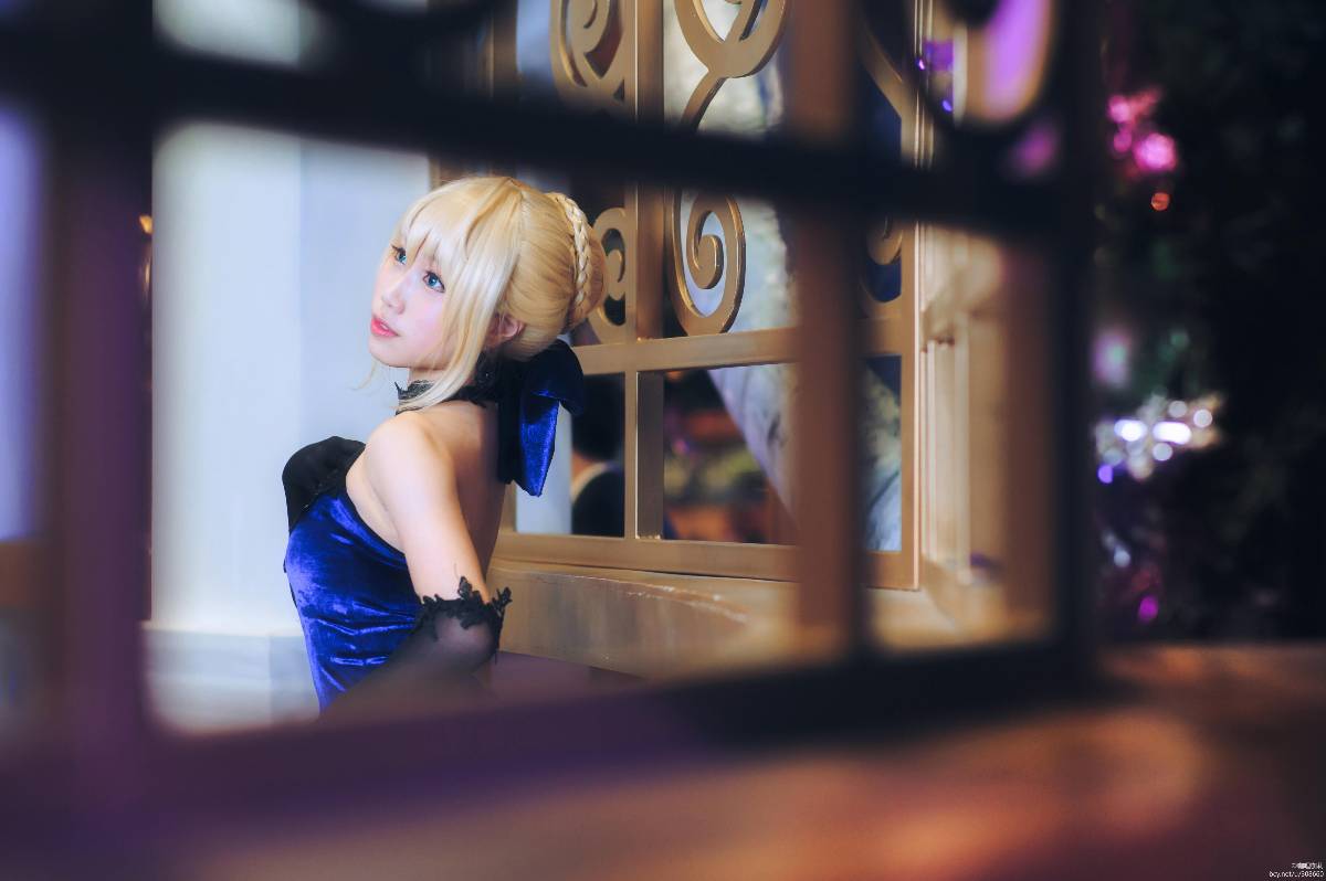 《Fatregrand Order》 extella biết 礼服 c o s p l a y