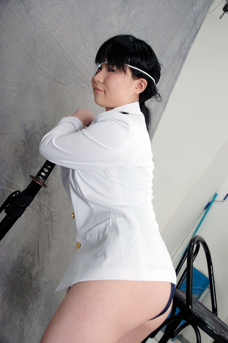 [Chi nhánh trực tuyến của Yagezawa Bunko] không xấu hổ vì đó là một bộ đồ bơi cạnh tranh.