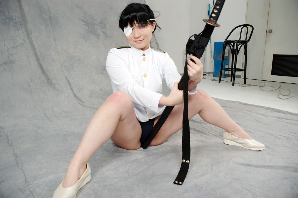 [Chi nhánh trực tuyến của Yagezawa Bunko] không xấu hổ vì đó là một bộ đồ bơi cạnh tranh.