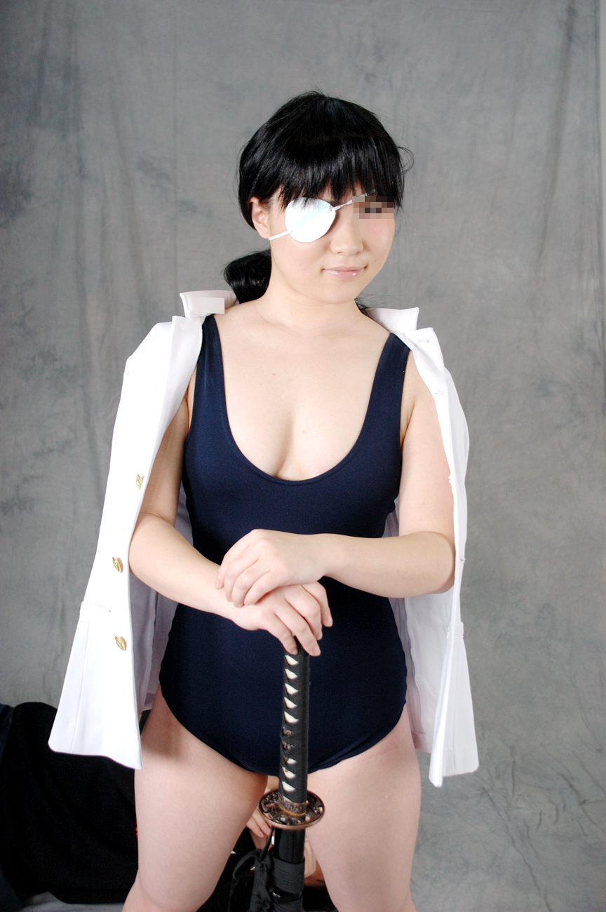 [Chi nhánh trực tuyến của Yagezawa Bunko] không xấu hổ vì đó là một bộ đồ bơi cạnh tranh.