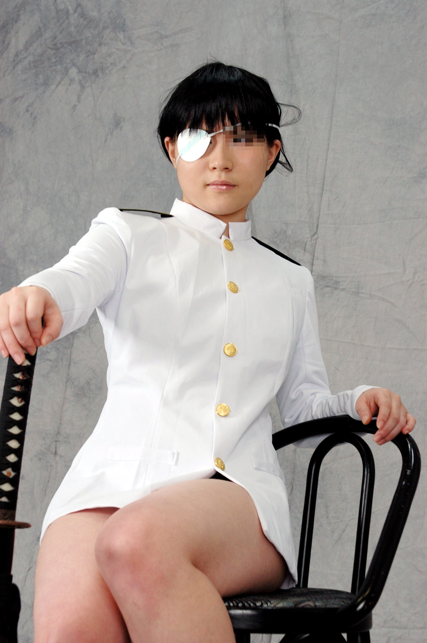 [Chi nhánh trực tuyến của Yagezawa Bunko] không xấu hổ vì đó là một bộ đồ bơi cạnh tranh.