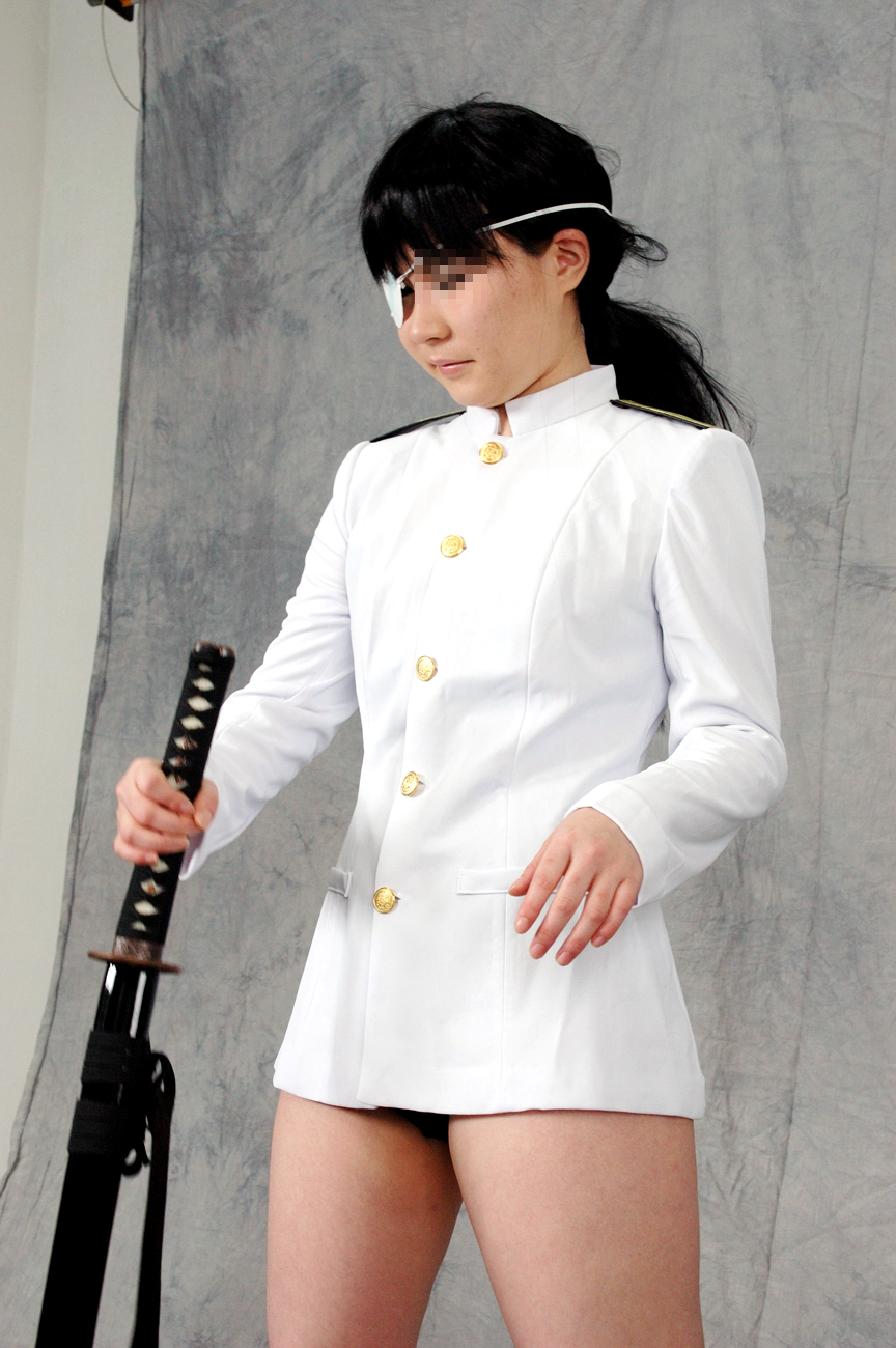 [Chi nhánh trực tuyến của Yagezawa Bunko] không xấu hổ vì đó là một bộ đồ bơi cạnh tranh.