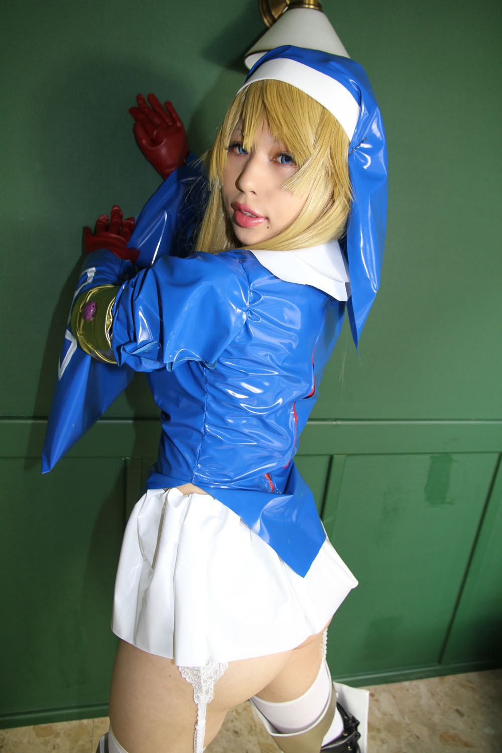 [Chó pháo đài] Cosplay của Nữ hoàng Sigi R18