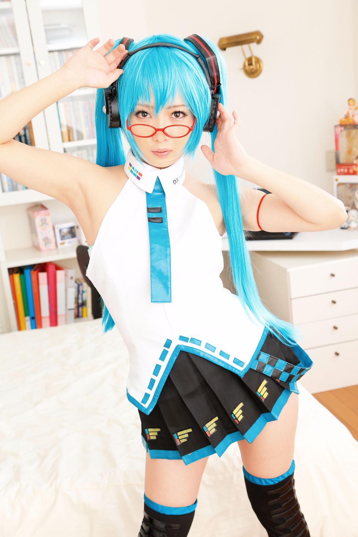 [Stalker Storm] (CH07) Slit cạo râu của Lat-Style Hatsune Miku (Vocaloid)
