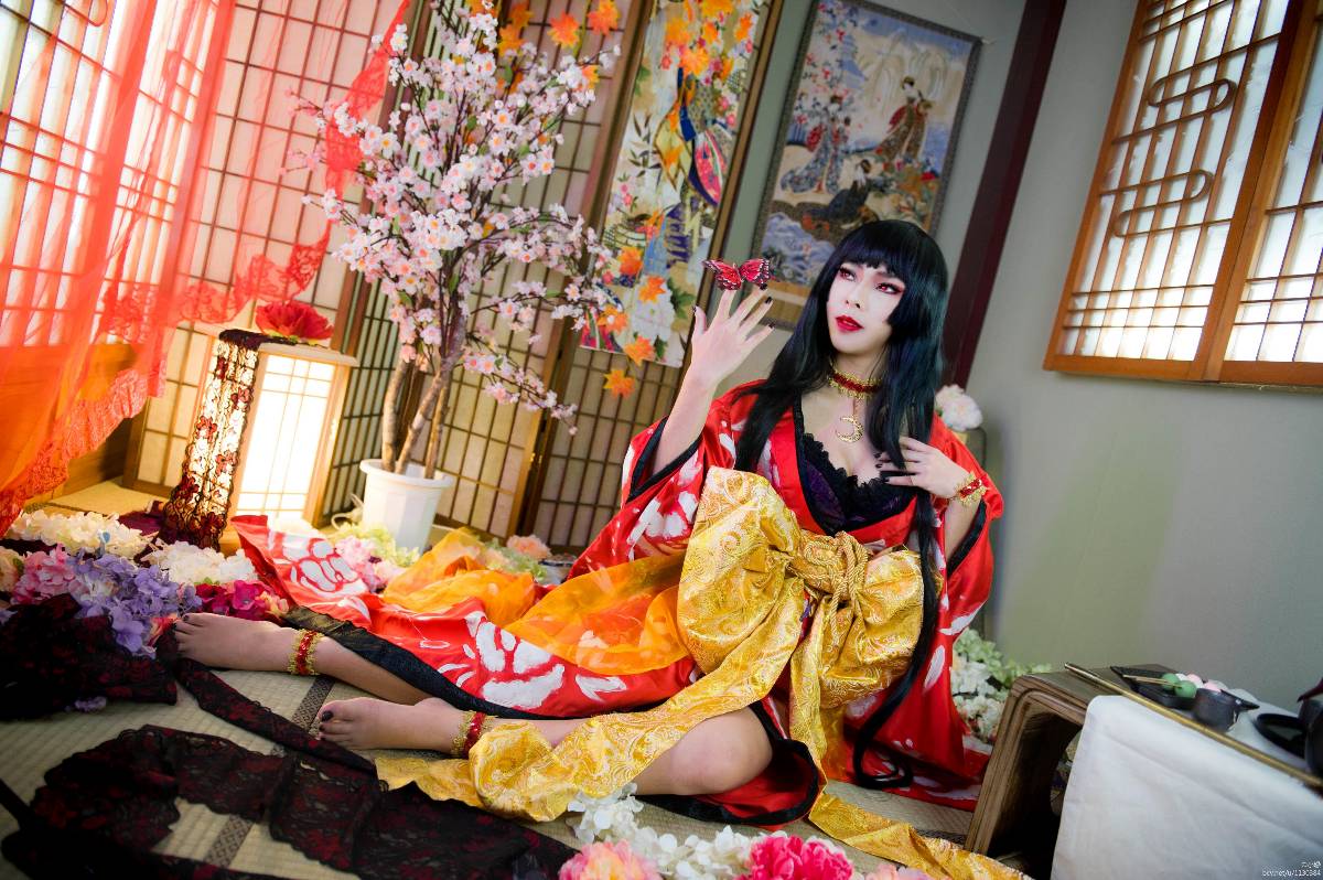 "XXXHOLIC" Yihara Yuko Red Rose Ver C O S P L A Y
