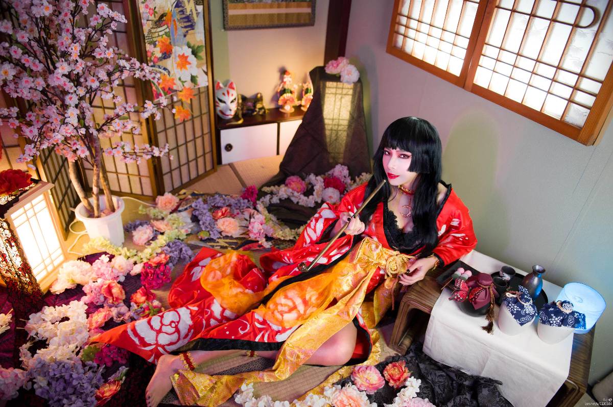 "XXXHOLIC" Yihara Yuko Red Rose Ver C O S P L A Y