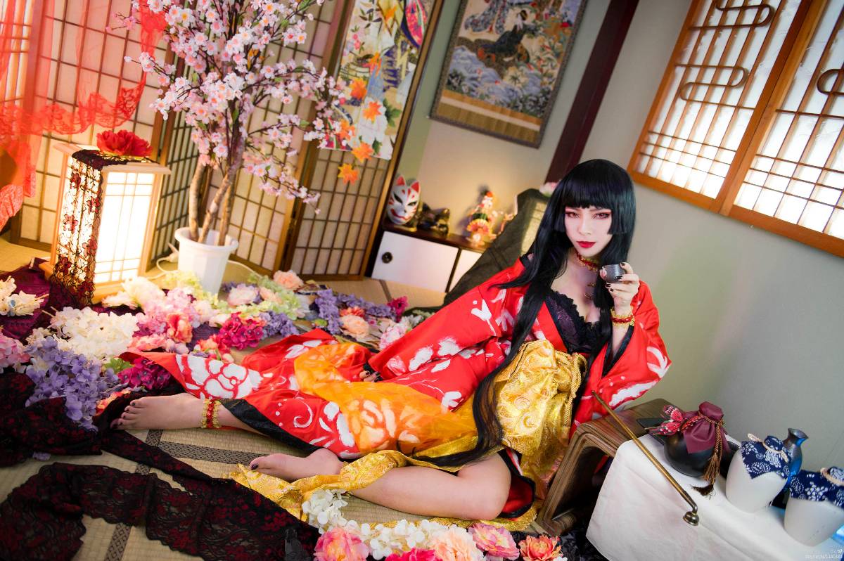 "XXXHOLIC" Yihara Yuko Red Rose Ver C O S P L A Y