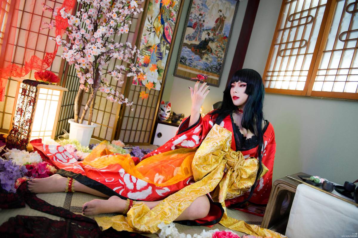 "XXXHOLIC" Yihara Yuko Red Rose Ver C O S P L A Y