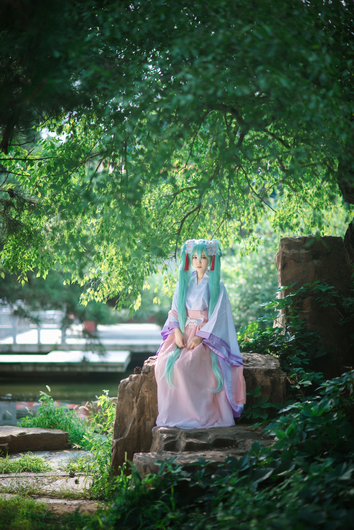 "Vocaloid" Hatsune Mid-Chuẩn Feutnal Mon