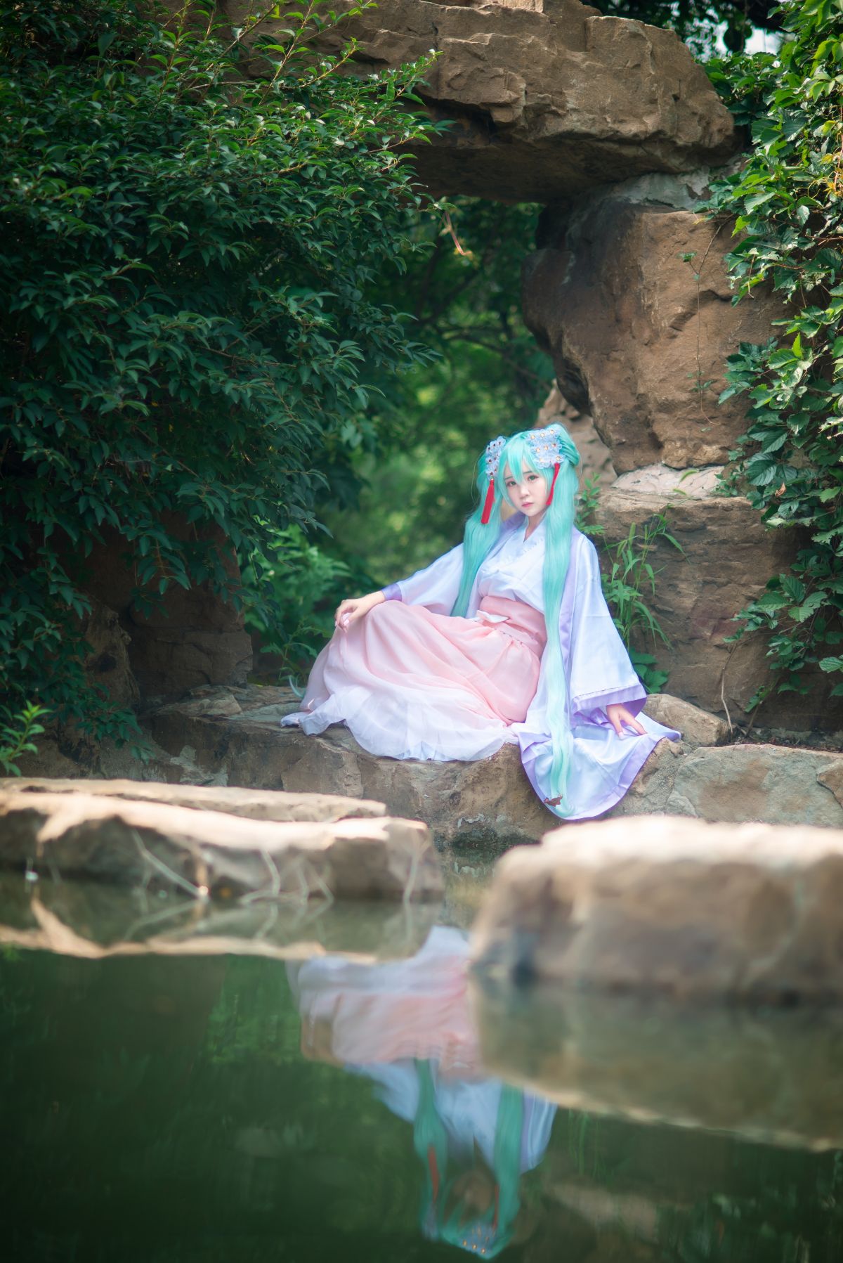 "Vocaloid" Hatsune Mid-Chuẩn Feutnal Mon