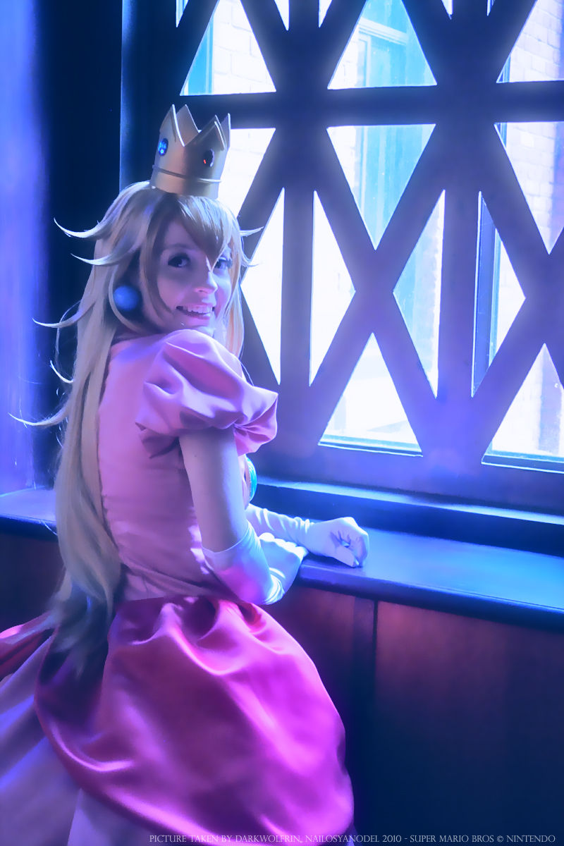 "Super Mario" Princess Brigitte c o s p l a y