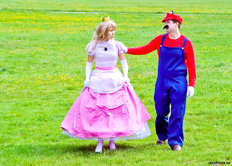 "Super Mario" Princess Brigitte c o s p l a y