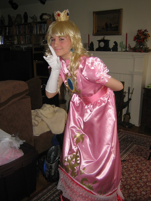 "Super Mario" Princess Brigitte c o s p l a y