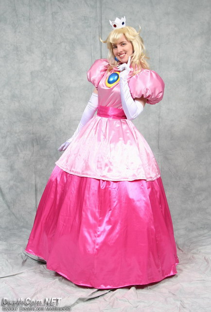 "Super Mario" Princess Brigitte c o s p l a y