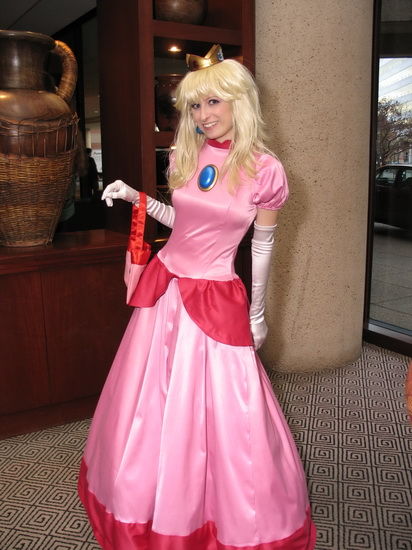 "Super Mario" Princess Brigitte c o s p l a y