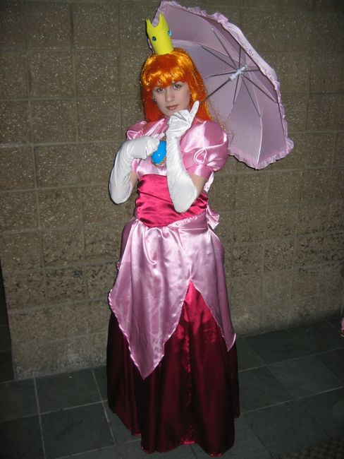 "Super Mario" Princess Brigitte c o s p l a y