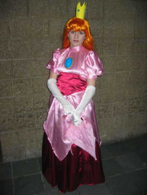 "Super Mario" Princess Brigitte c o s p l a y