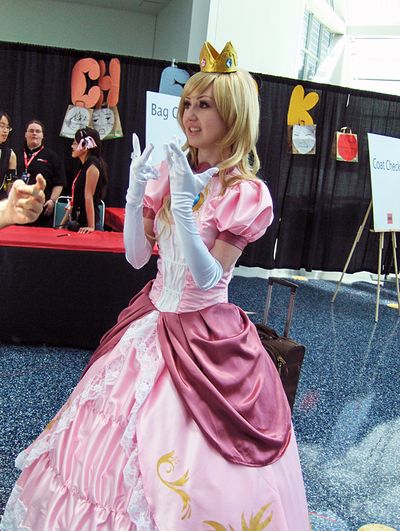 "Super Mario" Princess Brigitte c o s p l a y