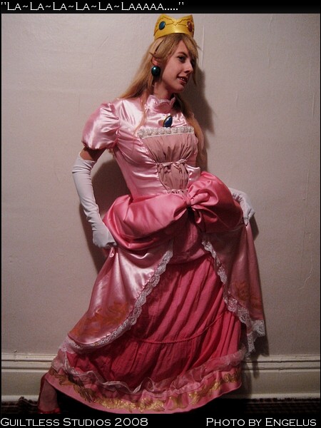 "Super Mario" Princess Brigitte c o s p l a y